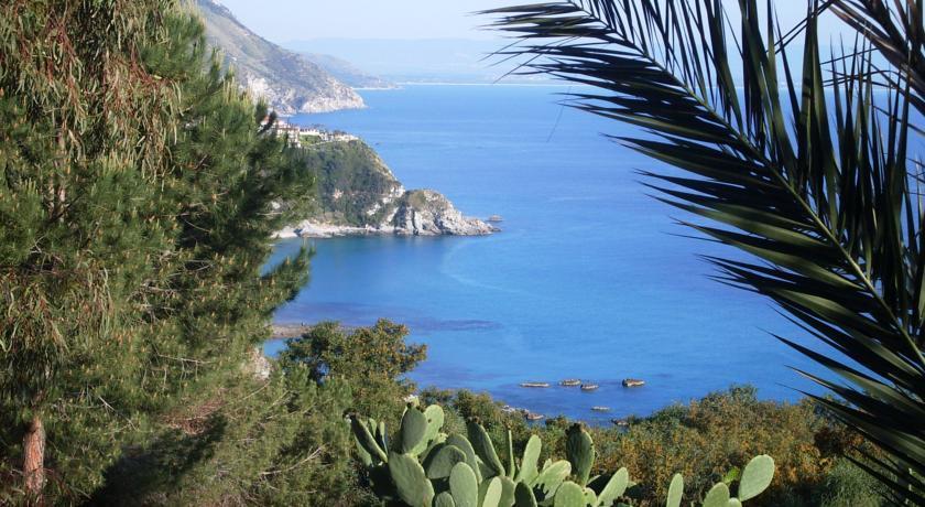 Gullo Capo Vaticano リカーディ エクステリア 写真
