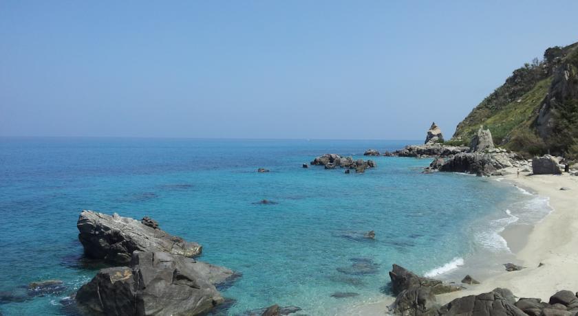Gullo Capo Vaticano リカーディ エクステリア 写真