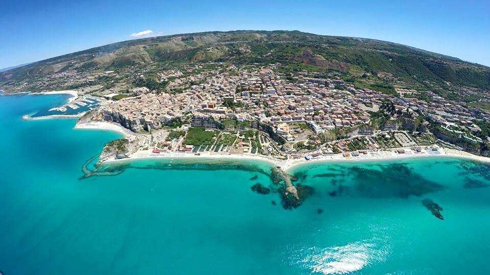 Gullo Capo Vaticano リカーディ エクステリア 写真